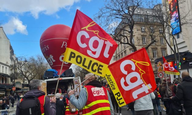 Être de gauche dans la police : un combat quotidien
