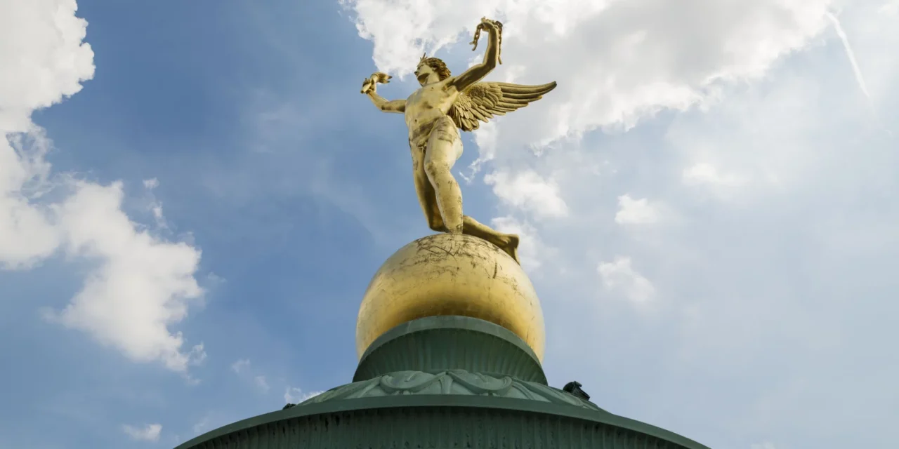 Colonne de Juillet : l’hommage rendu aux révolutionnaires